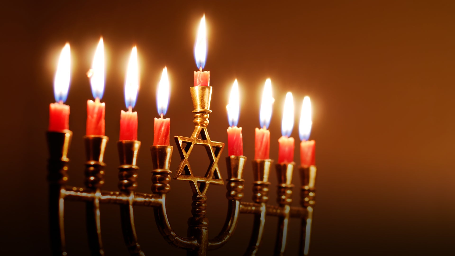 hanukkah-gettyimages-157389389.jpg